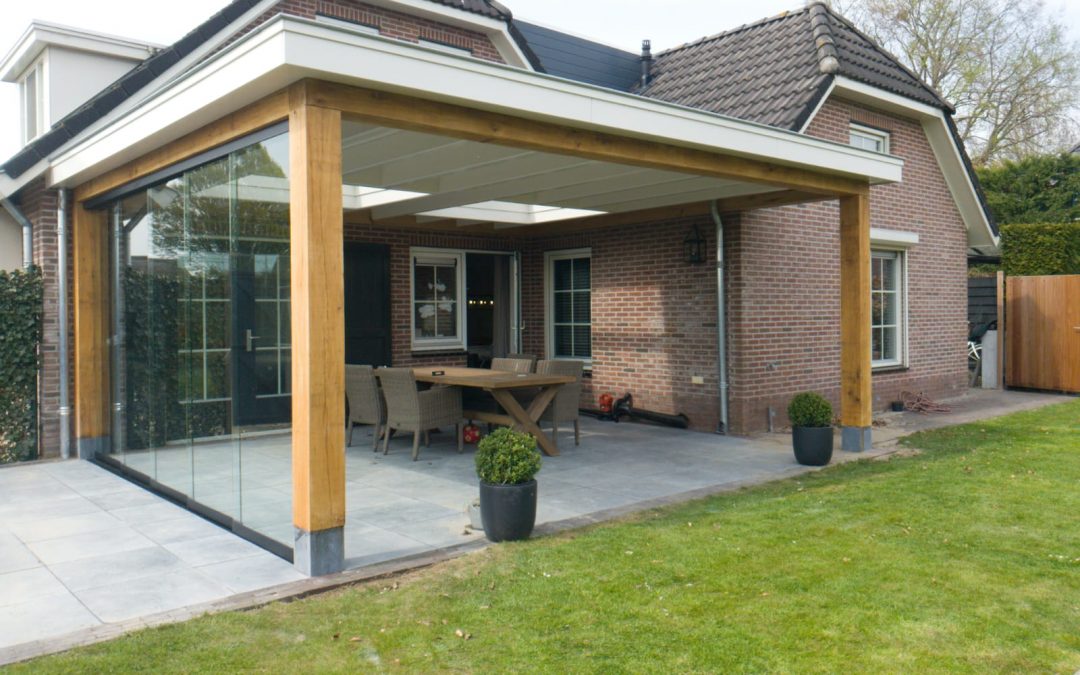 Veranda eiken met wit balken plafond 15 Nederasselt