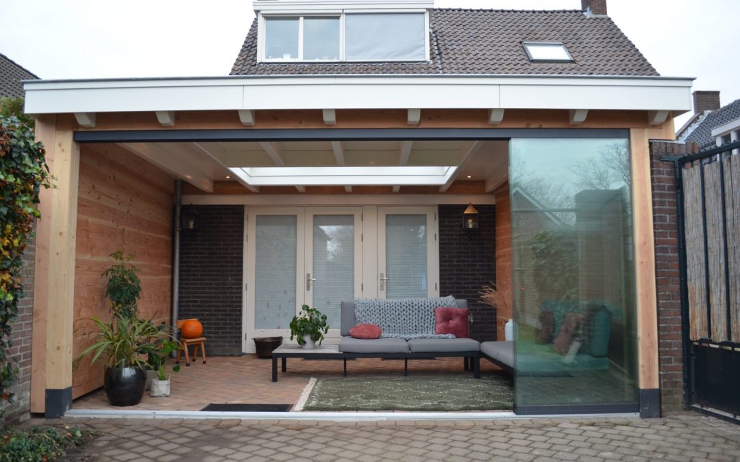 Veranda  Douglas met afgelakt balken plafond 23 Kaatsheuvel